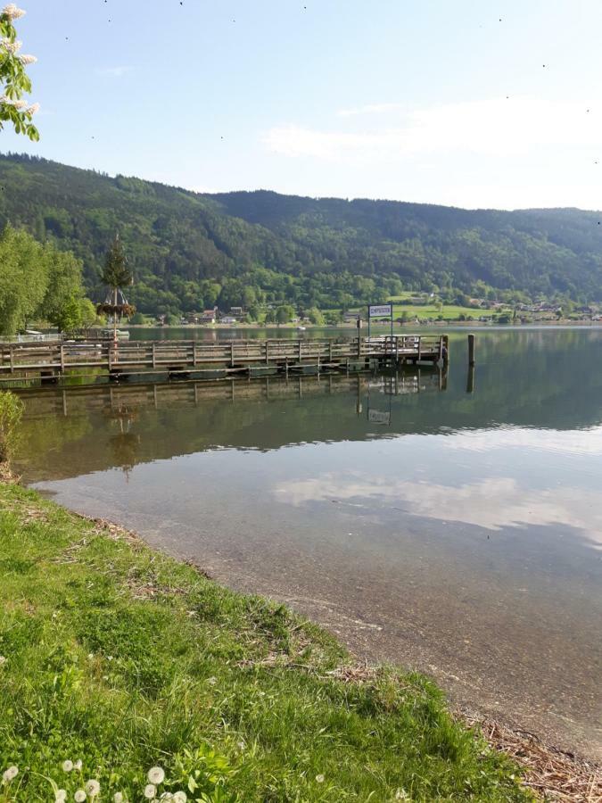 Ferienwohnung Kamot Steindorf am Ossiacher See Buitenkant foto